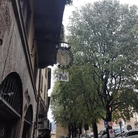 B&B Piazza Vecchia ベルガモ